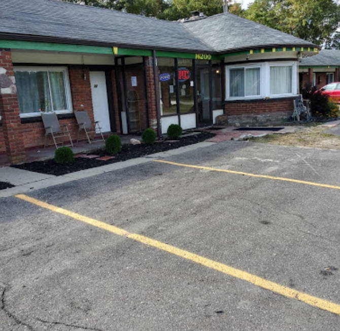 Parkway Motel - From Website (newer photo)